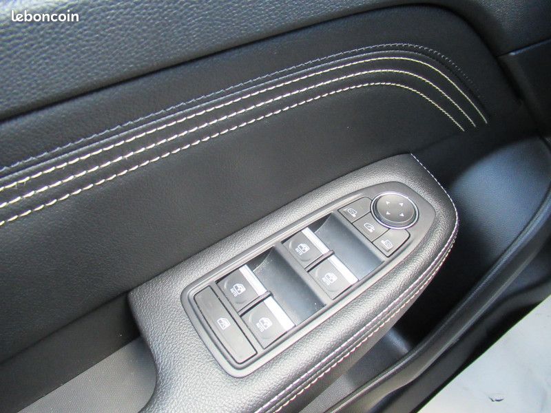 Renault ARKANA 1.6 E-TECH HYBRIDE 145CH ENGINEERED -22 (image 18)