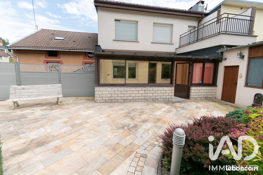Maison 5 pièces 176 m² · à Thil · 176 m² · 319 000 €