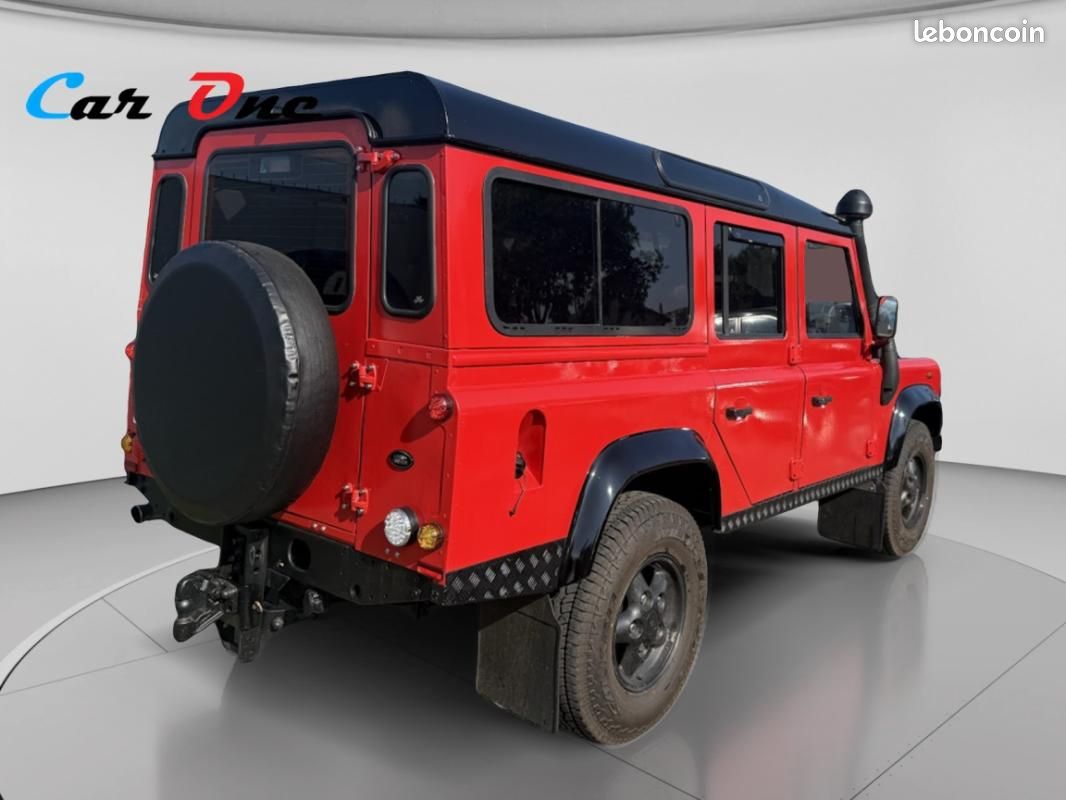 Land Rover Defender 110 2.5 Td4 122cv Station Wagon (image 8)