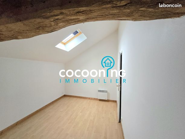 https://img.leboncoin.fr/api/v1/lbcpb1/images/25/de/49/25de49197b19fcbdb02228cc1c4ec9ec8c1aa39a.jpg?rule=ad-image