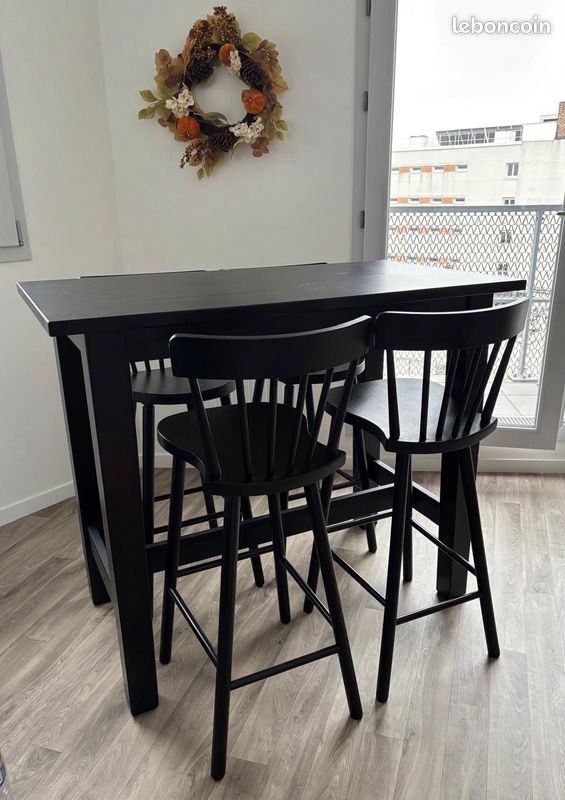 Table+Chaises hautes à manger IKEA (image 1)