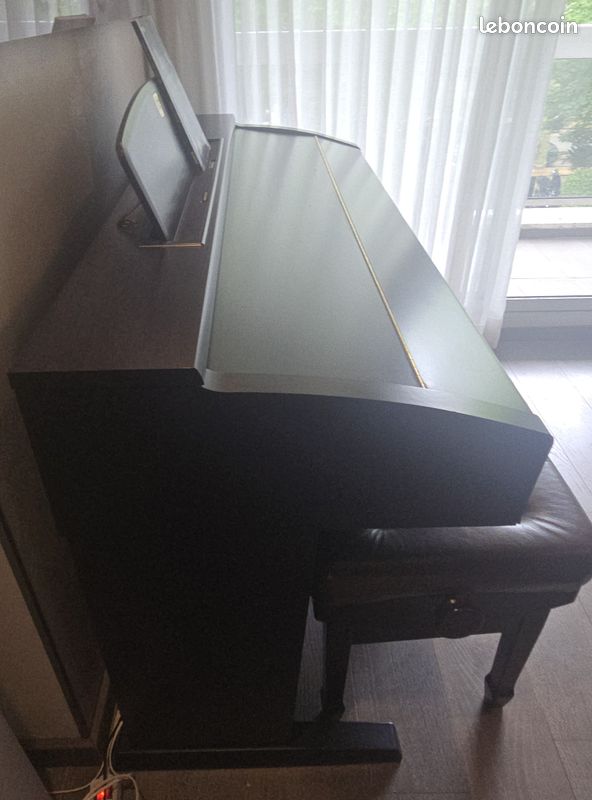 Piano yamaha clavinova cvp-305 (image 10)