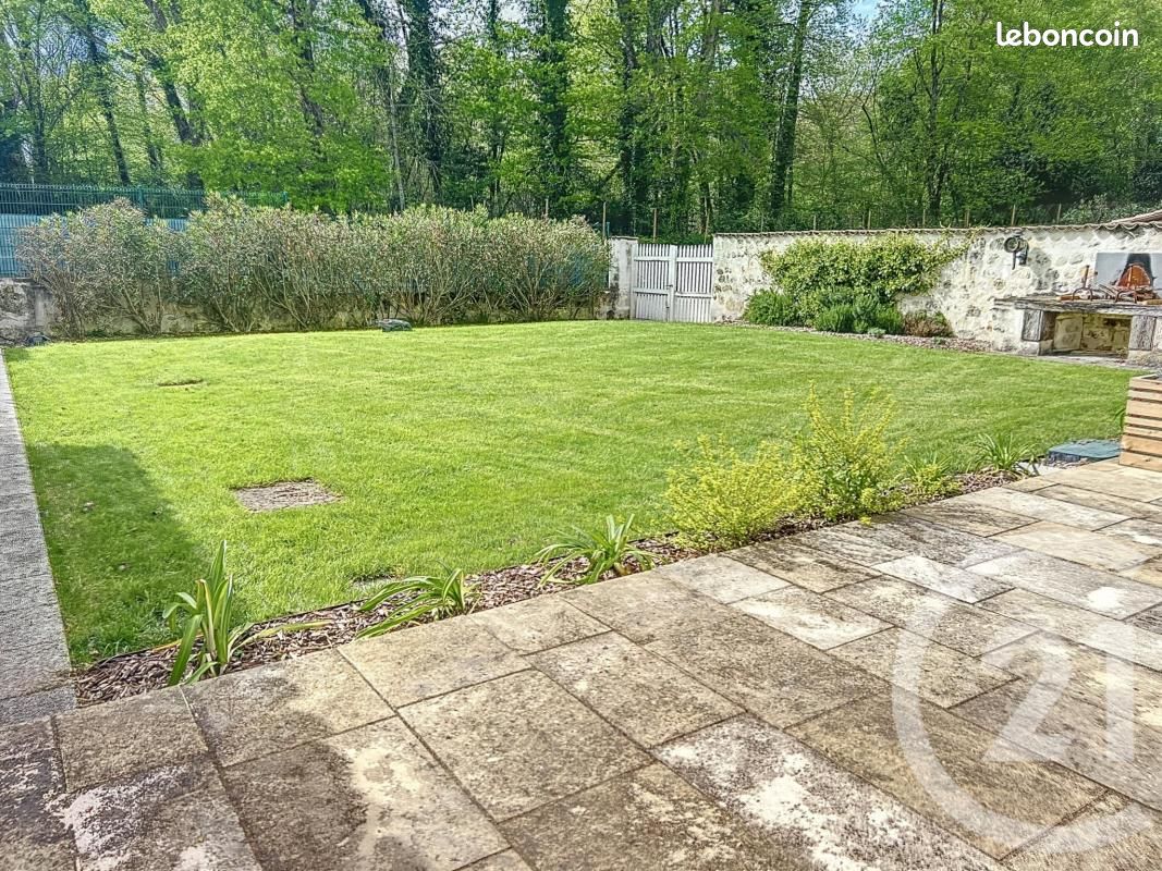Maison 5 pièces 166 m² - Saint-Laurent-de-Cognac 16100 (image 3)