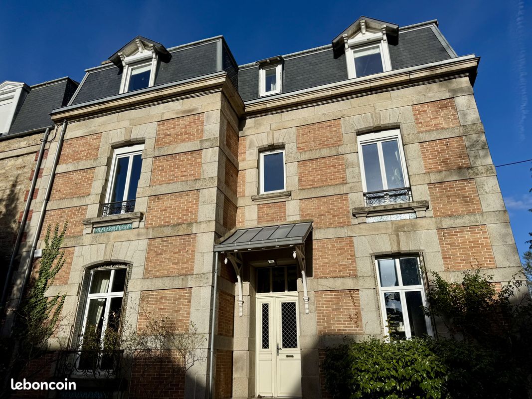 Maison 12 pièces 276 m² · à Guingamp · 276 m² · 560 000 €