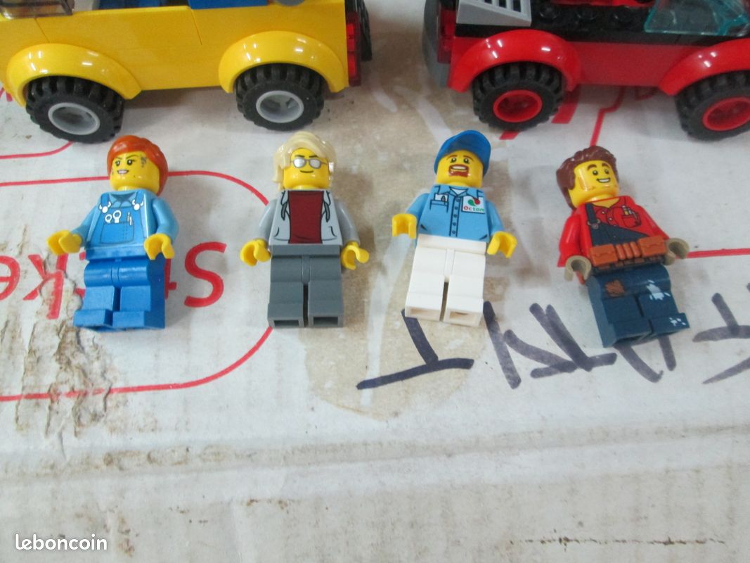 Lego city le garage central (image 3)