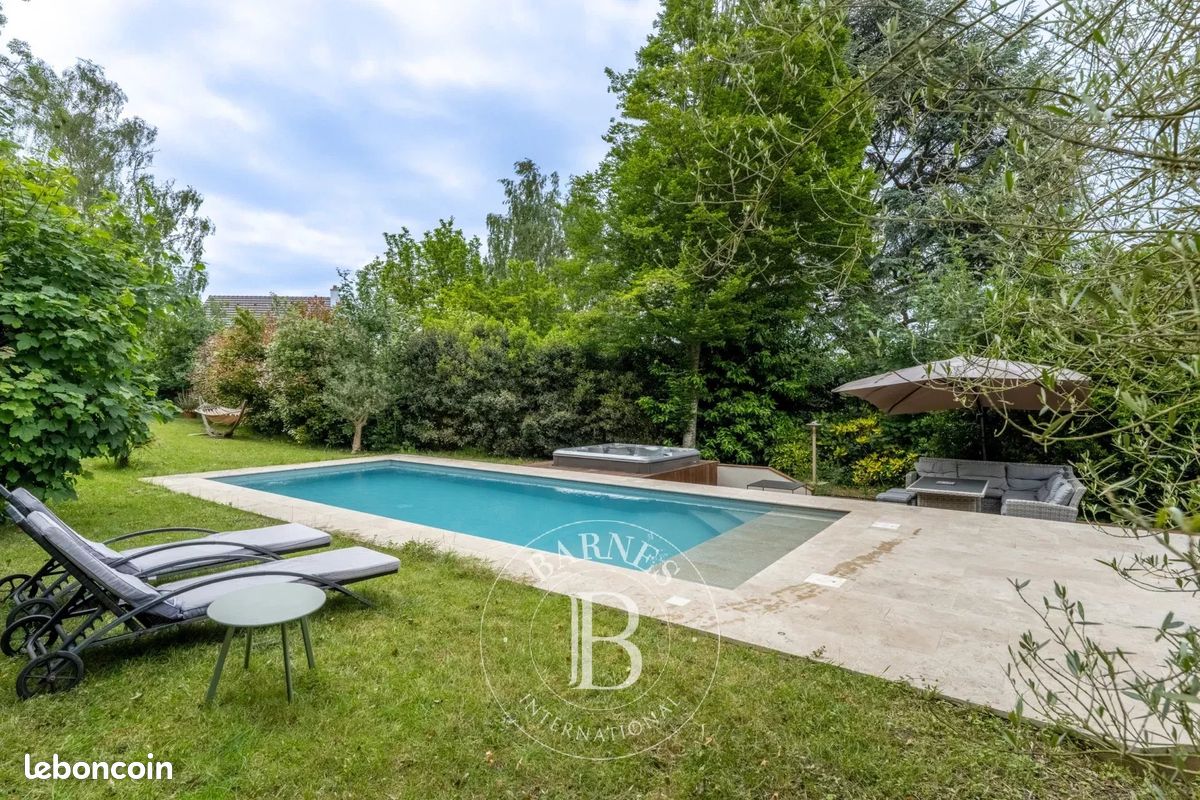 Maison 10 pièces 250 m² (image 21)