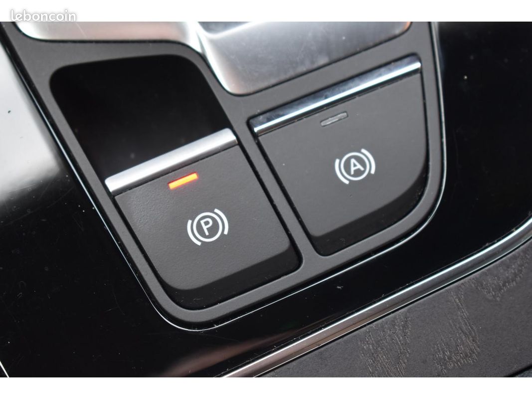 AUDI Q5 50 TFSIe 299 S tronic 7 Quattro Avus (image 39)
