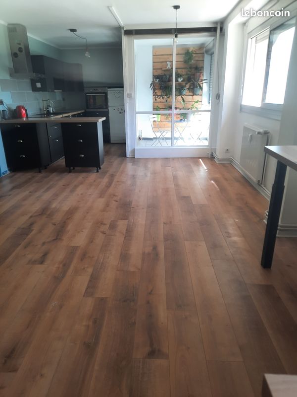 Appartement 3 pièces 73 m² · à Vénissieux · 73 m² · 1 100 €/mois