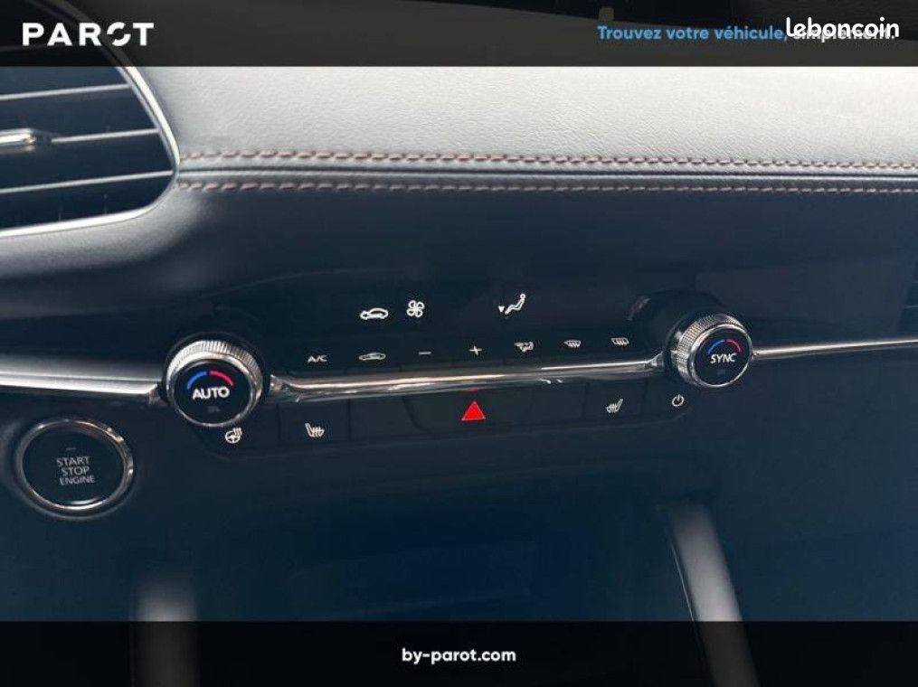 Mazda 3 2024 Berline 2.0L e-SKYACTIV-X M Hybrid 186 ch BVA6 Exclusive-Line (image 25)