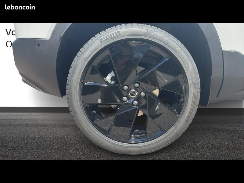 Volvo XC40 B3 163ch Black Edition DCT 7 (image 11)