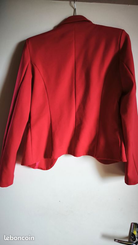 Veste courte cintrée femme taille 40/42 rouge (image 2)