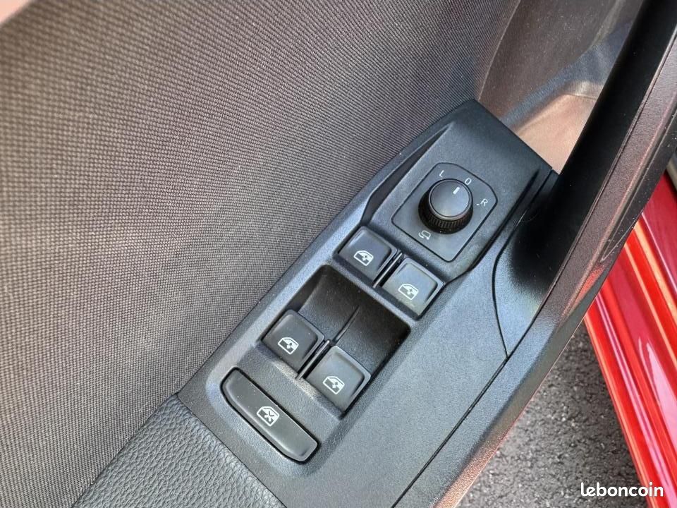 Seat ibiza fr 1.0 tsi - 110 - cam - attelage (image 25)