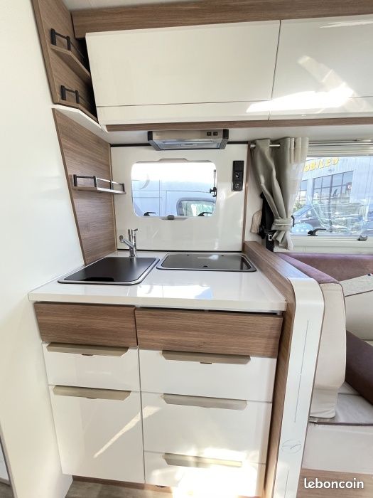 CAMPING-CAR INTEGRAL OCCASION EN OR - Pilote G720 Sensation - Tout équipé (image 5)