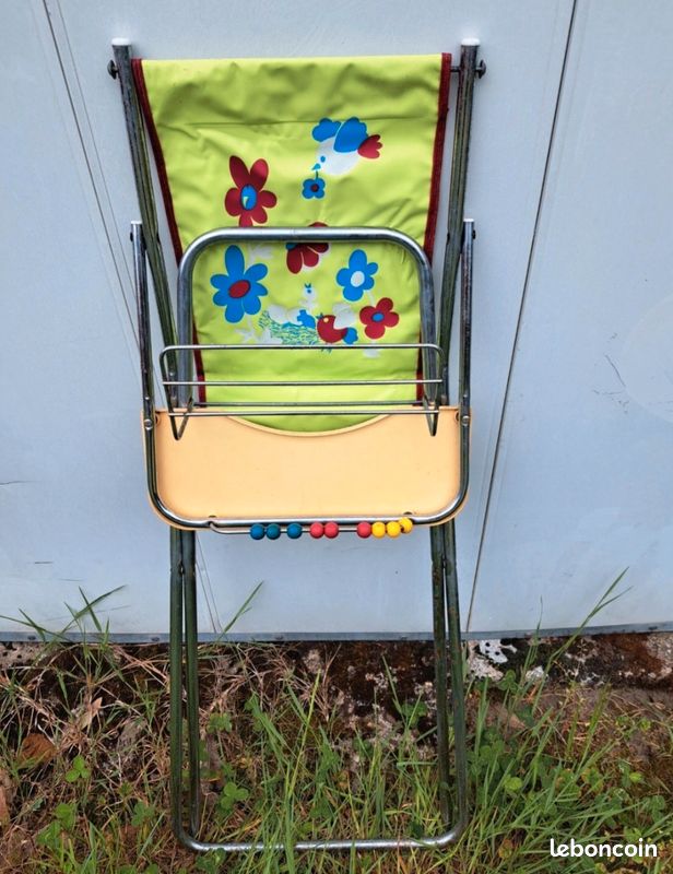 Chaise Haute Pliable Pour Poupées Jusqu'à 45cm - Motif Fleurs, Plateau Amovible
