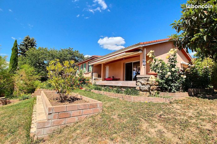 Propriété 4 pièces 102 m²