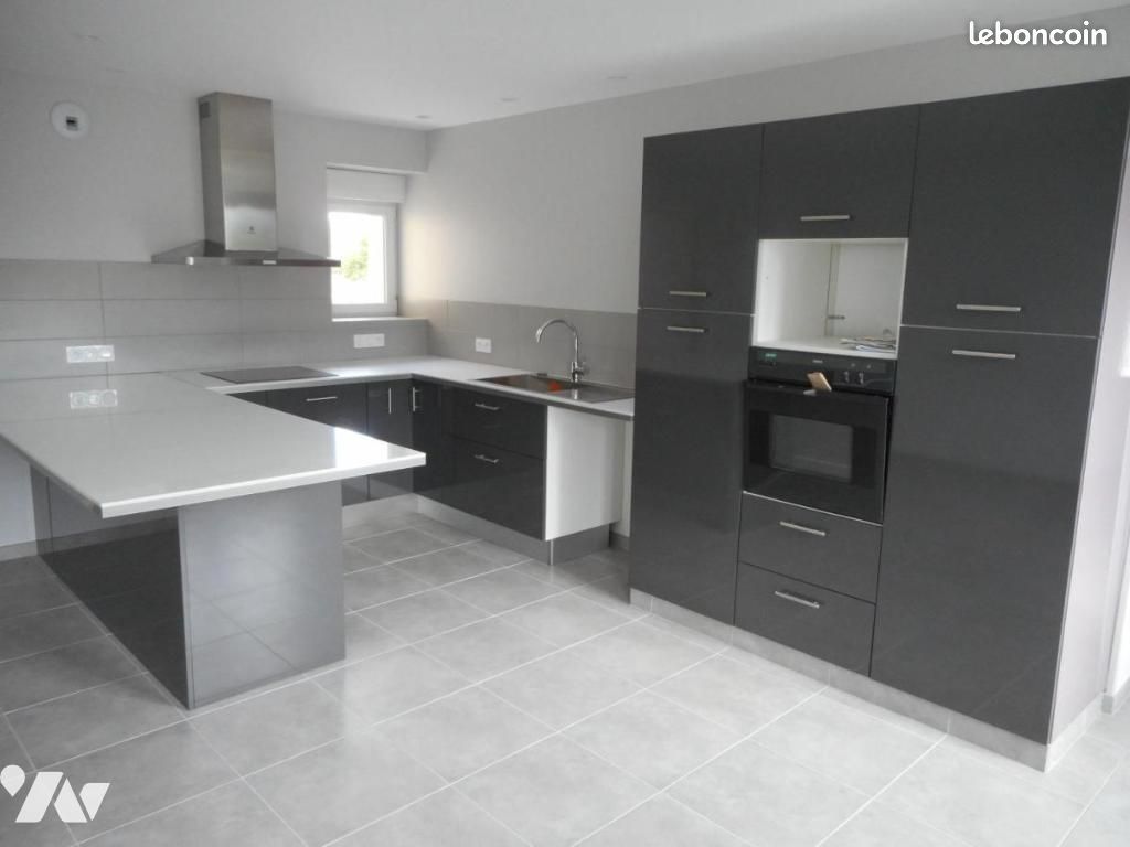 Maison 4 pièces 100 m² · à La Vendelée · 100 m² · 590 €