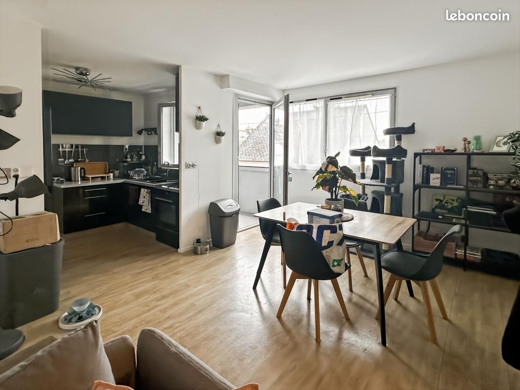 Appartement 2 pièces 65 m² · à Saint-Pierre-des-Corps · 65 m² · 875 €/mois