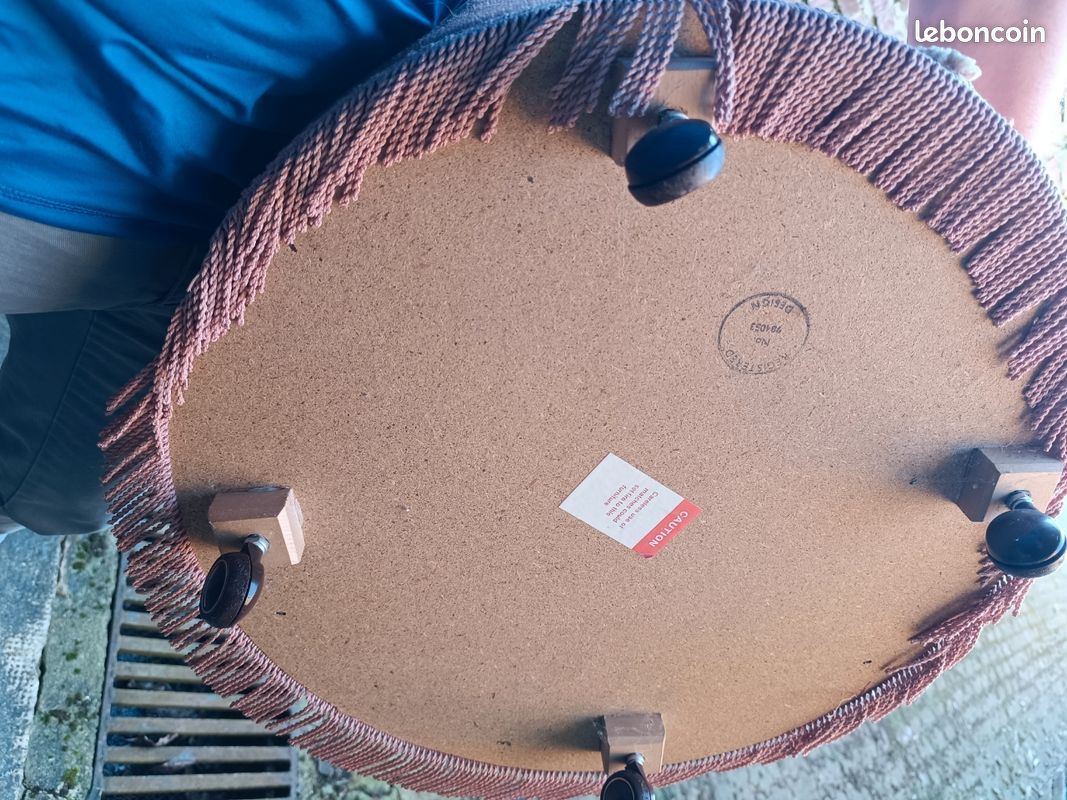 🌸 Fauteuil vintage rond en velours rose – roulettes, bon état 🌸 (image 4)
