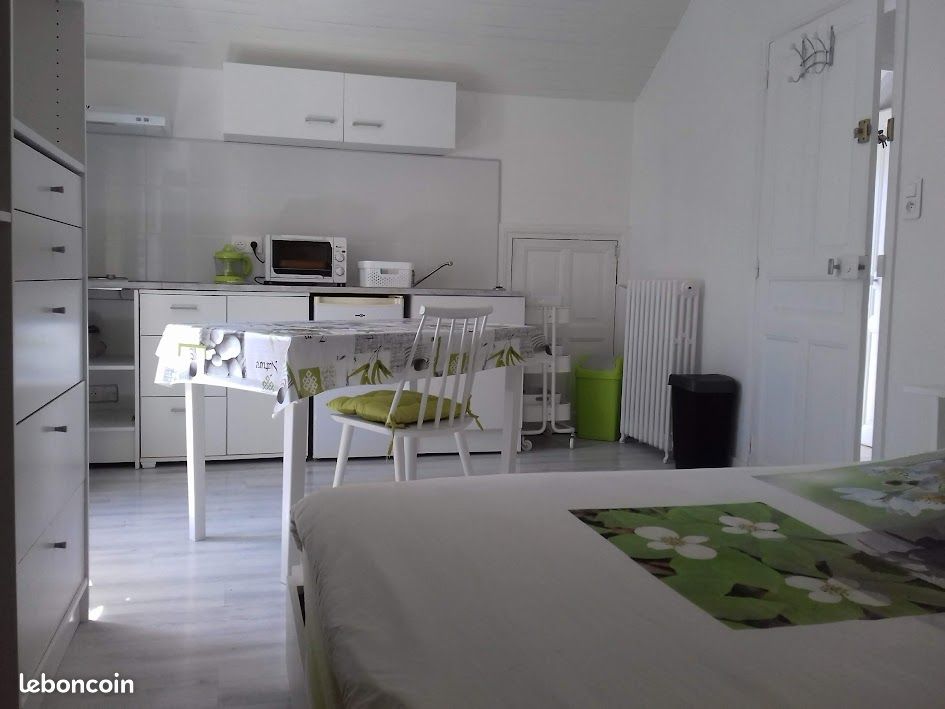 Appartement 1 pièce 25 m² · à Clermont-Ferrand · 25 m² · 490 €