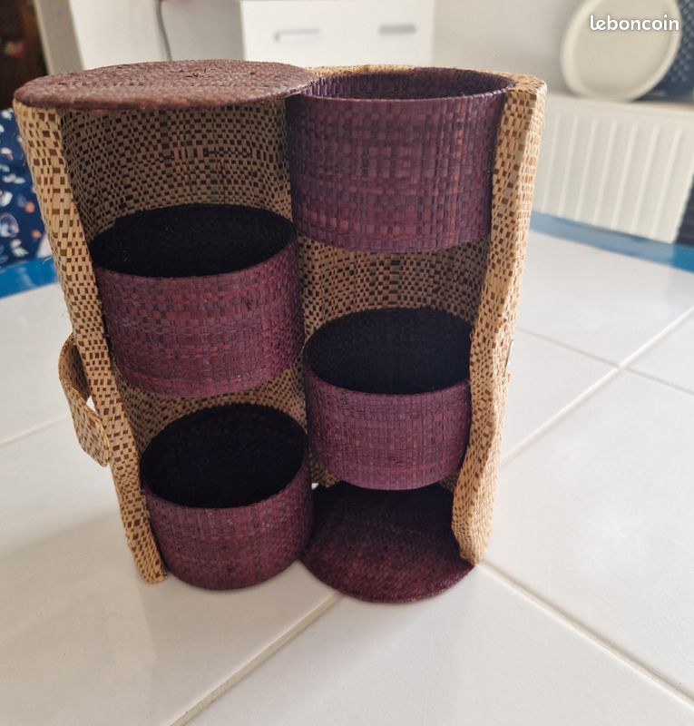 Coffret à bijoux cylindrique (image 1)