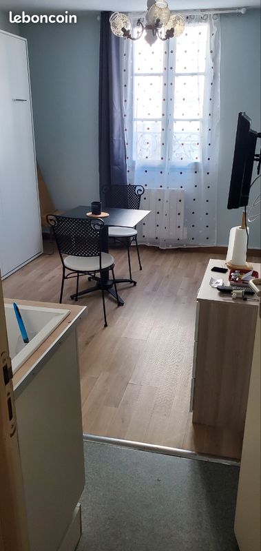 Appartement 1 pièce 15 m² · à Rennes · 14,5 m² · 460 €