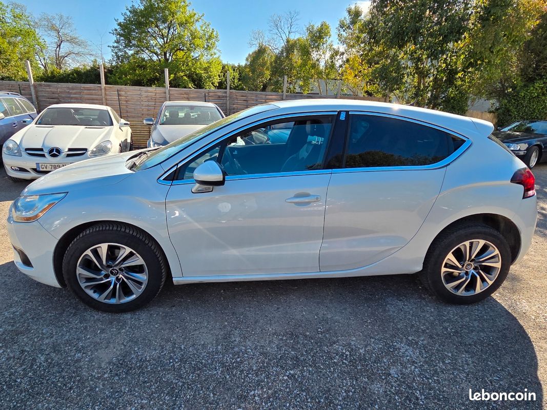 Citroën DS4 2.0 hdi 180ch EAT6 (image 14)