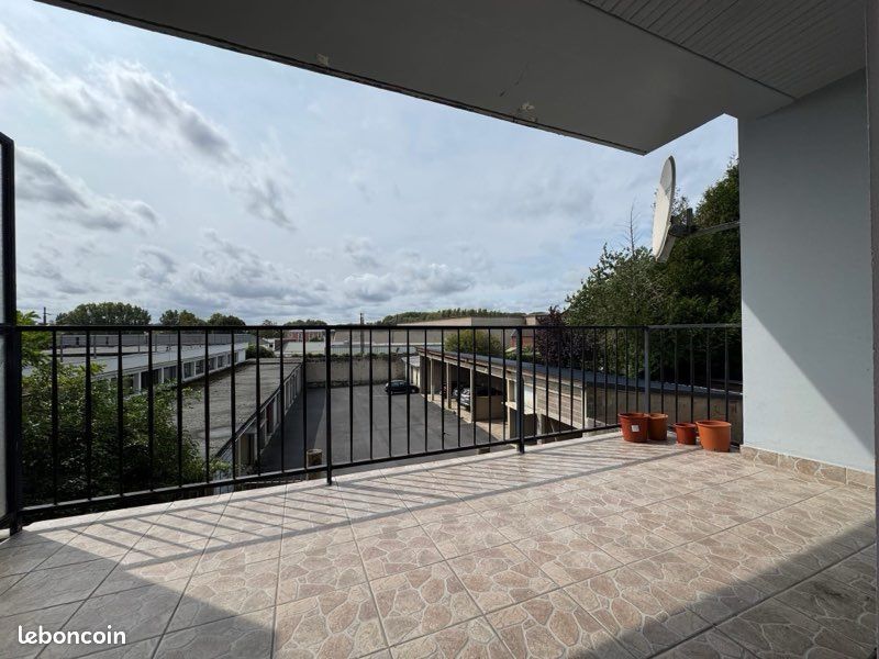 Appartement a louer charleville-mezieres - 5 pièce(s) - 115 m2 - Surfyn