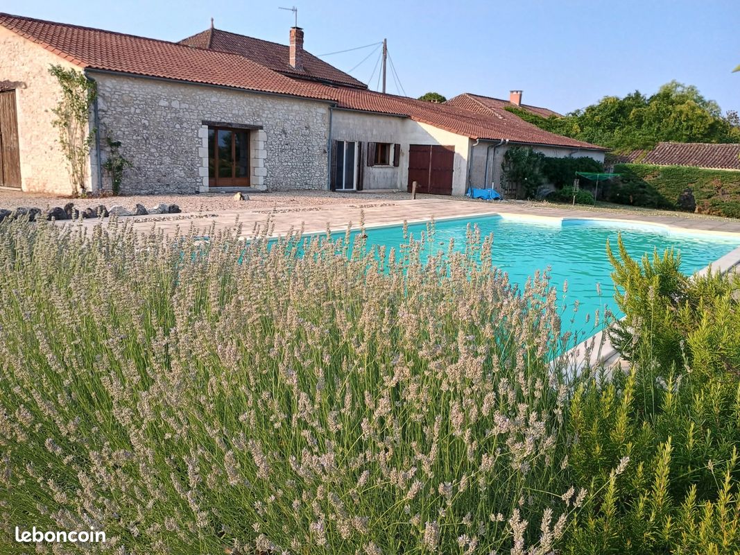 Maison 6 pièces 161 m² · à Loubès-Bernac · 161 m² · 392 200 €