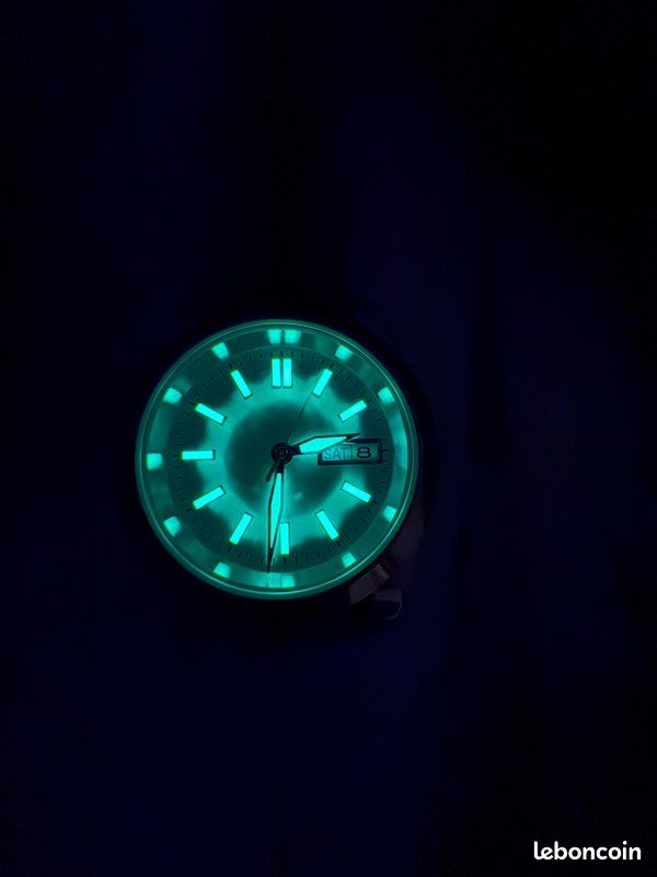 Montre automatique sur mesure argentée acier verre saphir bracelet cuir papillon (image 11)