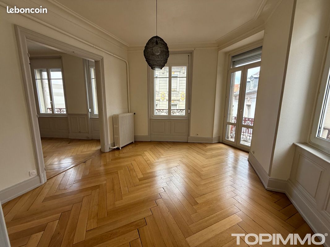 Appartement 6 pièces 115 m² · à Mulhouse · 115 m² · 1 050 €