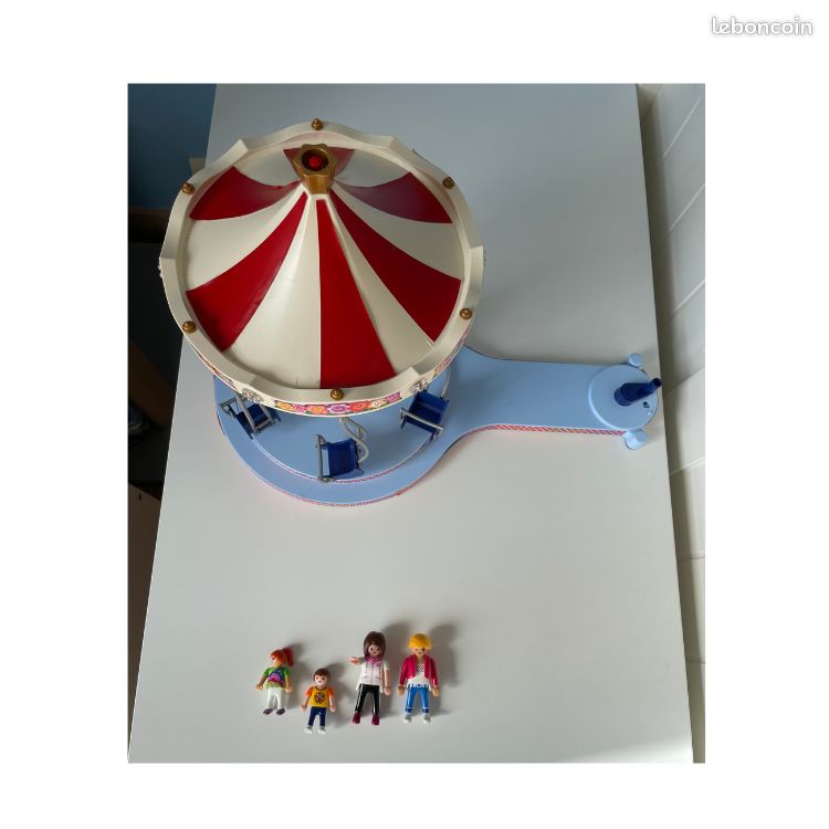 Playmobil - Summer Fun – 5548- Manège de chaises volantes (image 3)