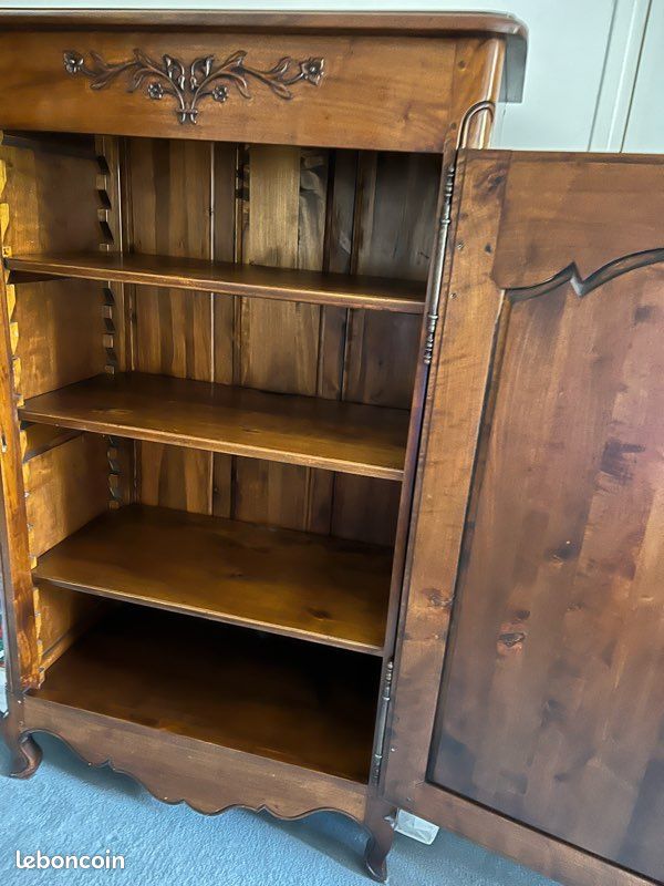 Meuble armoire en merisier (image 7)