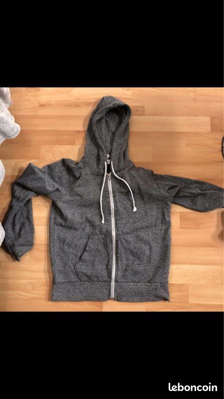 Pull à zippe (image 1)