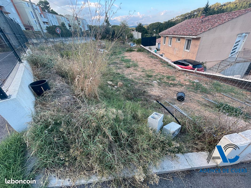 Terrain 866 m² · à Carnoules · 866 m² · 230 000 €