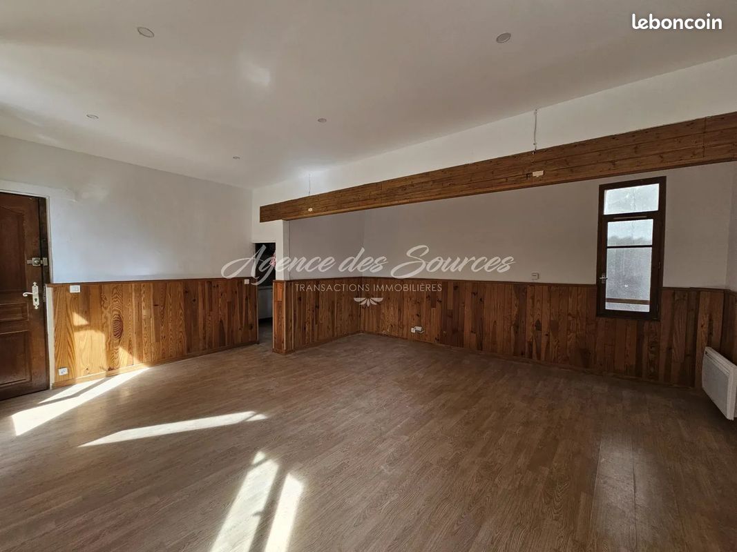 Appartement 2 pièces 47 m² · à Barjols · 47 m² · 377 €/mois