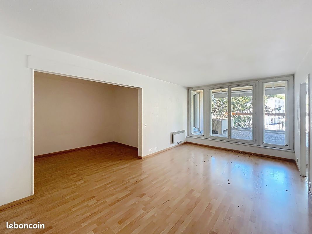Appartement 3 pièces 97 m² · à Aix-en-Provence · 97 m² · 331 000 €