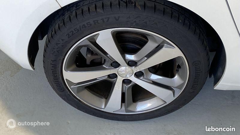 Peugeot 308 1.5 BlueHDi 130ch S&S Allure EAT8 (image 16)