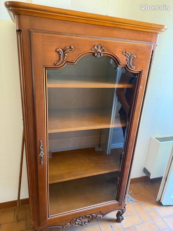 Vitrine (image 1)