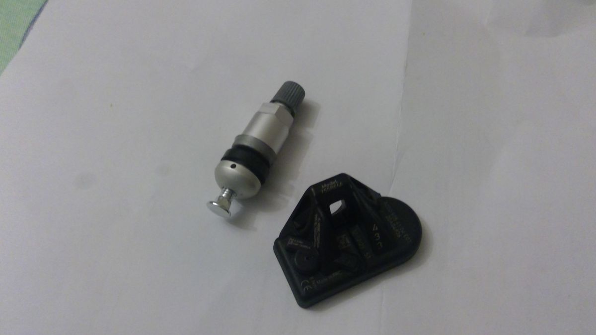 Capteur TPMS pneus A0009054104 Mercedes-Benz