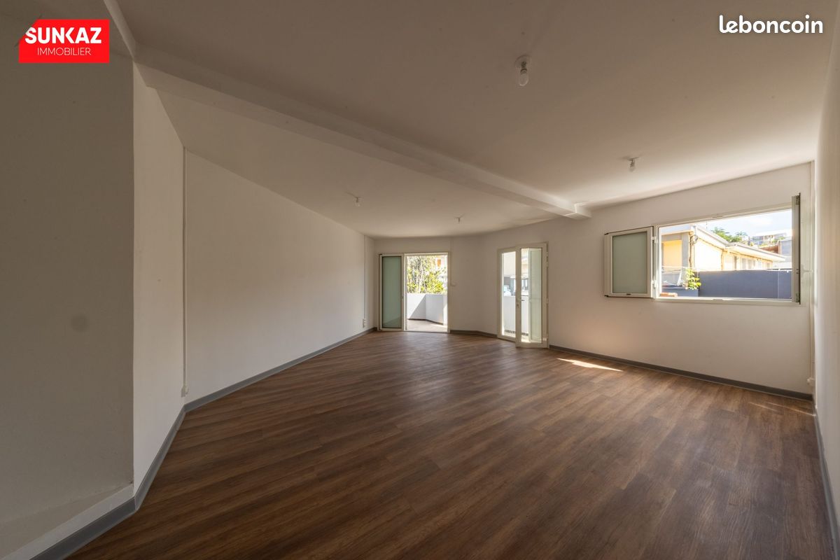 Appartement 3 pièces 90 m² · au Tampon · 90 m² · 920 €/mois