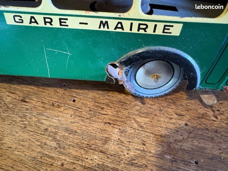 JOUSTRA TROLLEY BUS rouge bleu en tole moteur mecanique modéle 1938 30cm EUR 69,50 - FR