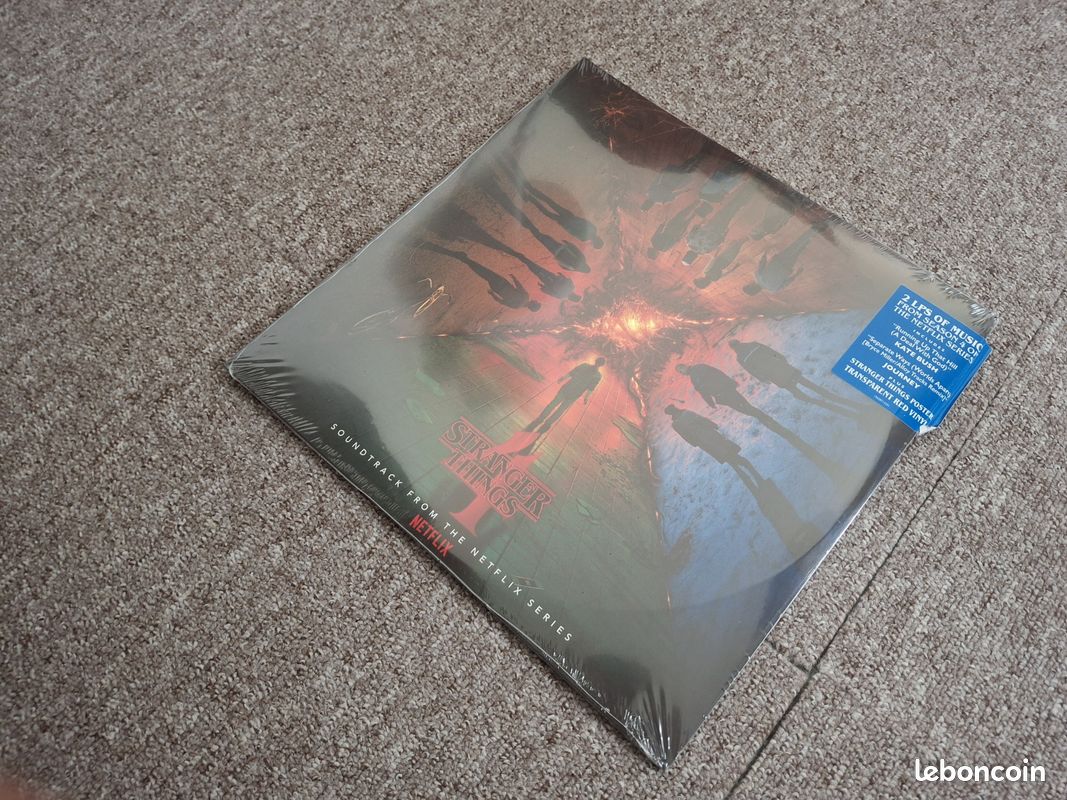 Stranger Things : Soundtrack From The Netflix Series, Season 4 Exclusivité Fnac Vinyle Rouge Transparent (image 2)