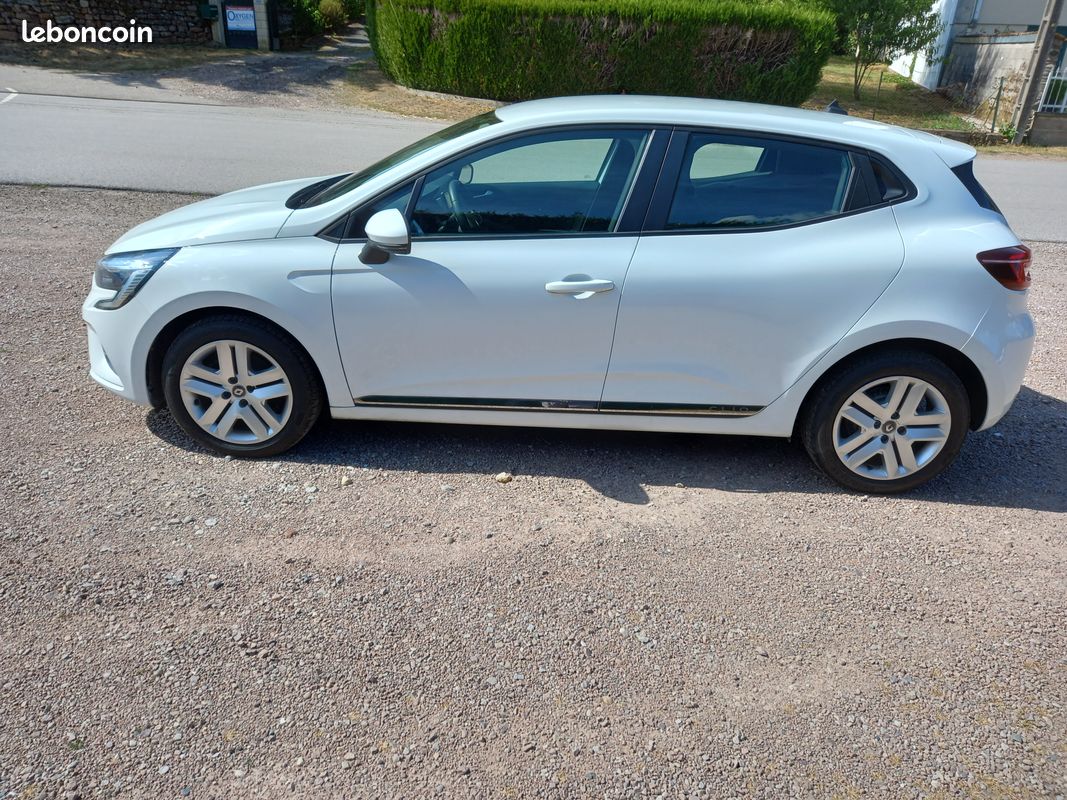 Clio v ste 1.5 dci 100 business gps 2 places 30221 kms garantie 12 mois partout en france (image 3)