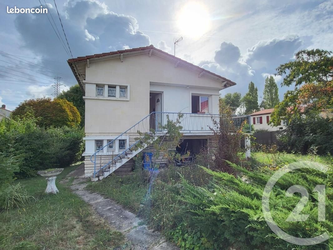 Maison 5 pièces 100 m² · à Saintes · 100 m² · 199 500 €
