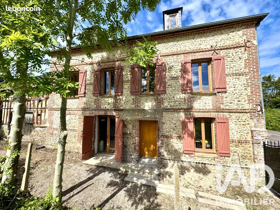 Maison 6 pièces 105 m² · à La Rivière-Saint-Sauveur · 105 m² · 259 000 €