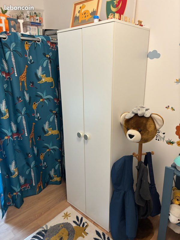 Armoire blanche (image 1)