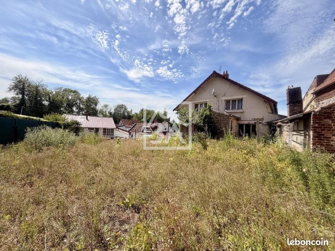Maison 8 pièces 160 m² · à Lapugnoy · 160 m² · 50 000 €