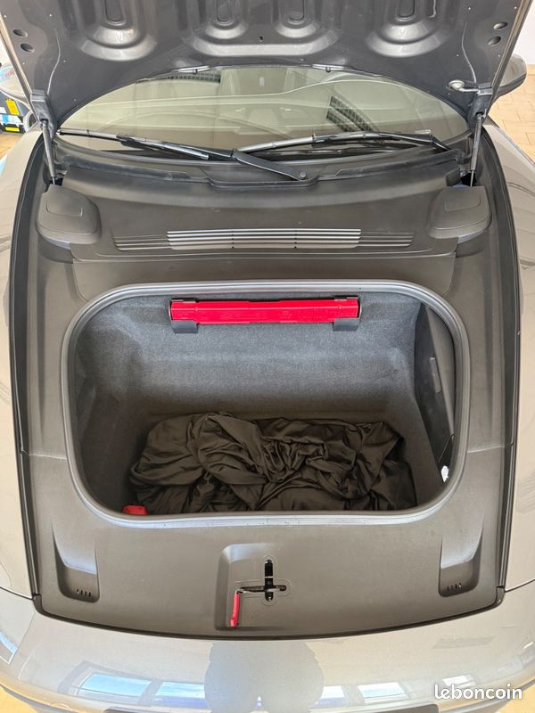Porsche 911 Carrera S 992 3.0i 450 (image 25)