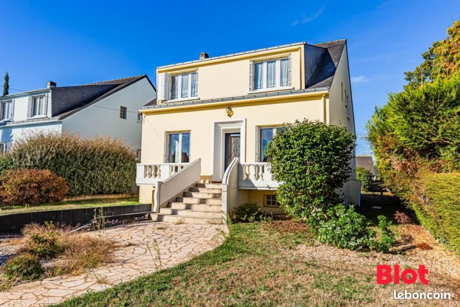 Maison 8 pièces 178 m² · à Carquefou · 178 m² · 450 000 €