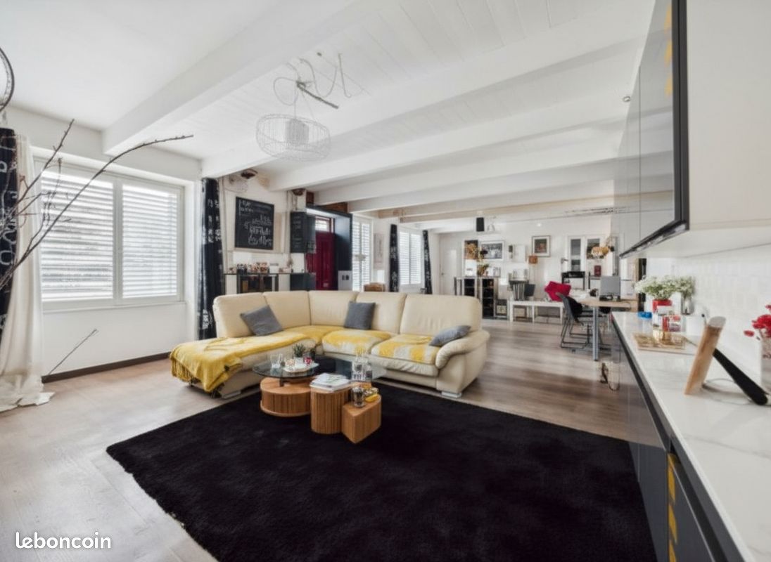 Maison 6 pièces 163 m² · à Elliant · 163 m² · 285 000 €